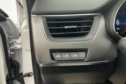 Photo 17 Renault Arkana  E-Tech 145 - 21B