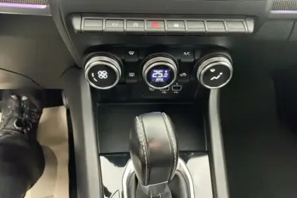 Photo 15 Renault Arkana  E-Tech 145 - 21B