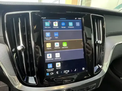 Photo 26 Volvo V60 Gén. II Ph1 NG2 Ultra Style Dark 5