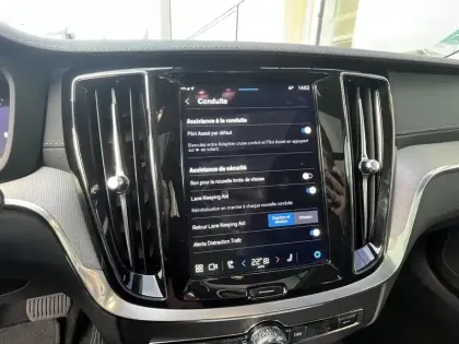 Photo 29 Volvo V60 Gén. II Ph1 NG2 Ultra Style Dark 5