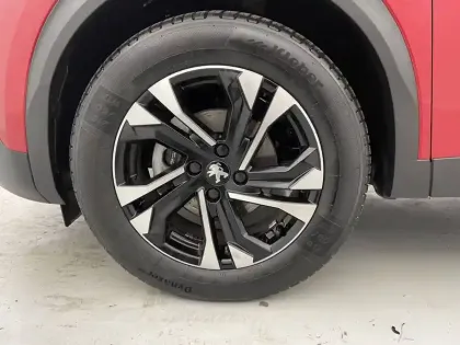 Photo 37 Peugeot 2008  PureTech 130 S&S EAT8