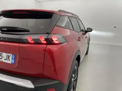 Photo 51 Peugeot 2008  PureTech 130 S&S EAT8