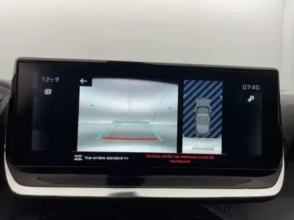 Photo 46 Peugeot 2008  PureTech 130 S&S EAT8