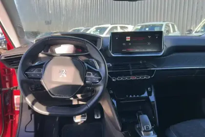 Photo 11 Peugeot 2008  PureTech 130 S&S EAT8