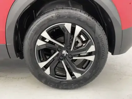 Photo 36 Peugeot 2008  PureTech 130 S&S EAT8