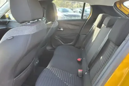 Photo 13 Peugeot 208  Electrique 50 kWh 136ch