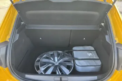 Photo 38 Peugeot 208 Gén. II Ph1 NG Active 5