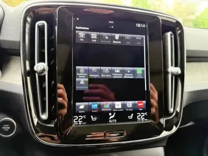 Photo 11 Volvo Xc40  T4 Recharge 129+82 ch DCT7