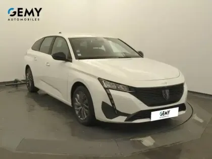 Photo 42 Peugeot 308  SW PureTech 110ch S&S BVM6