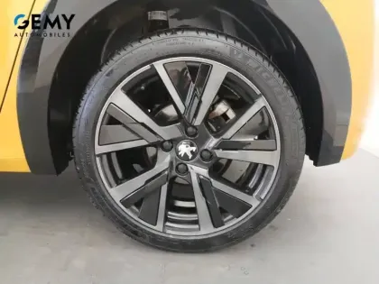 Photo 32 Peugeot 208  PureTech 100 S&S BVM6