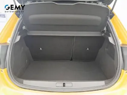 Photo 49 Peugeot 208  PureTech 100 S&S BVM6