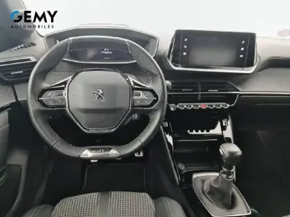 Photo 51 Peugeot 208  PureTech 100 S&S BVM6