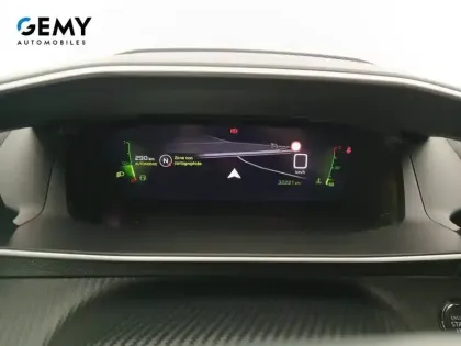 Photo 37 Peugeot 208  PureTech 100 S&S BVM6