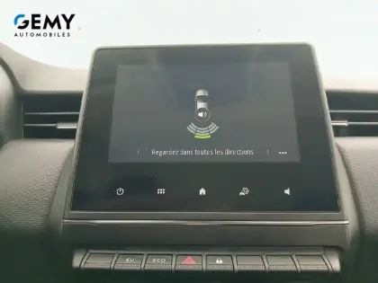 Photo 31 Renault Clio  E-Tech 140