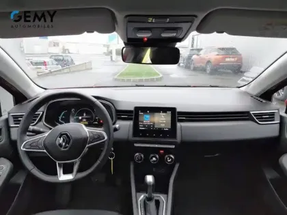 Photo 7 Renault Clio  E-Tech 140