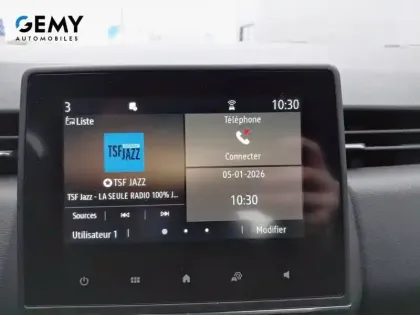 Photo 12 Renault Clio  E-Tech 140