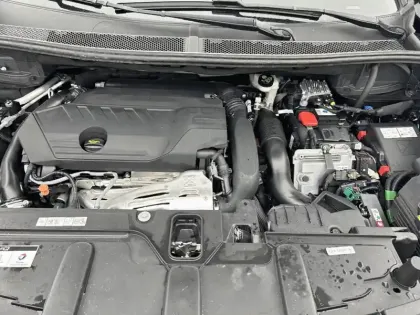 Photo 19 Peugeot 3008  Hybrid 225 e-EAT8