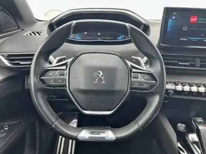 Photo 8 Peugeot 3008  Hybrid 225 e-EAT8