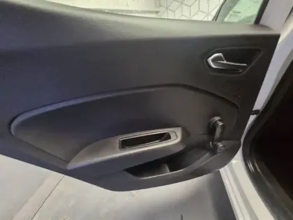 Photo 36 Renault Clio  Blue dCi 85