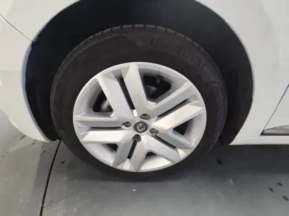 Photo 8 Renault Clio  Blue dCi 85