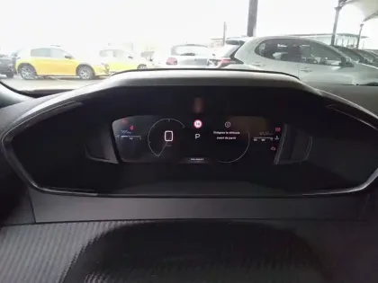 Photo 49 Peugeot 2008  PureTech 130 S&S EAT8