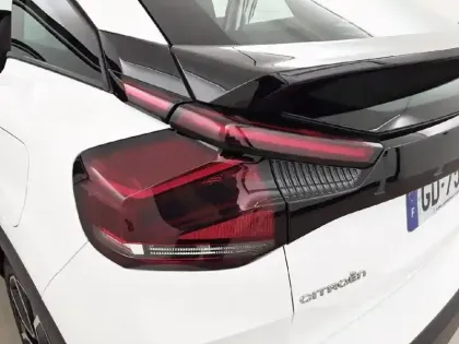 Photo 16 Citroën C4 e- 136 ch Automatique