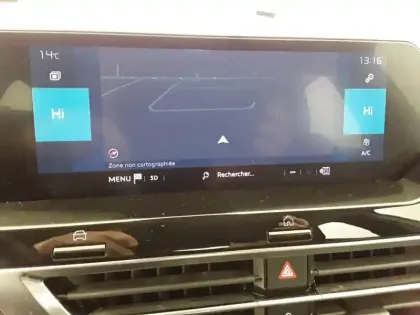 Photo 14 Citroën C4 e- 136 ch Automatique