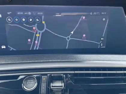 Photo 53 Peugeot 3008  Hybrid 136 e-DCS6