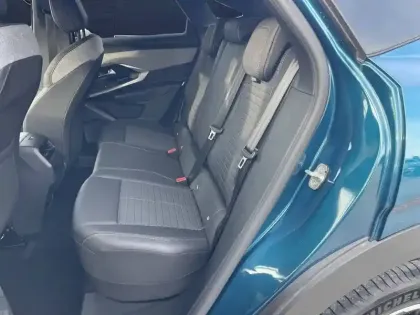 Photo 43 Peugeot 3008  Hybrid 136 e-DCS6