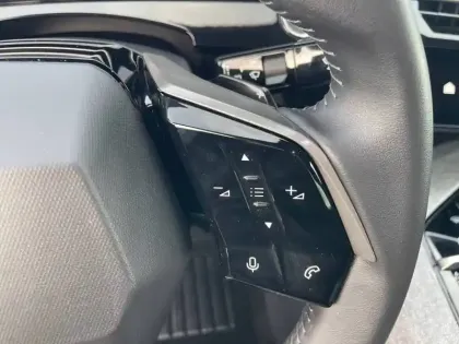 Photo 55 Peugeot 3008  Hybrid 136 e-DCS6