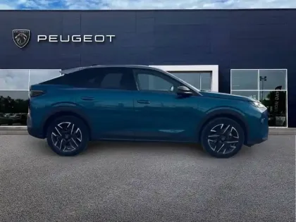 Photo 32 Peugeot 3008  Hybrid 136 e-DCS6