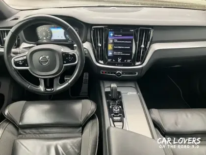 Photo 16 Volvo V60  B3 163 ch Geartronic 8