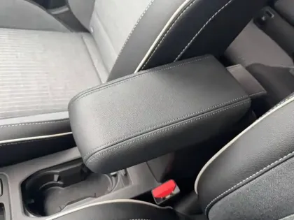 Photo 45 Renault Clio  Eco-G 100 GSR2