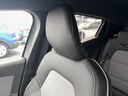 Photo 30 Renault Clio  Eco-G 100 GSR2