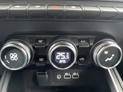 Photo 41 Renault Clio  Eco-G 100 GSR2