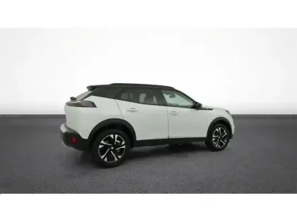 Photo 8 Peugeot 2008  PureTech 130 S&S BVM6