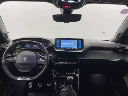 Photo 29 Peugeot 2008  PureTech 130 S&S BVM6