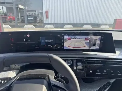 Photo 13 Peugeot 3008  Hybrid 145 e-DCS6