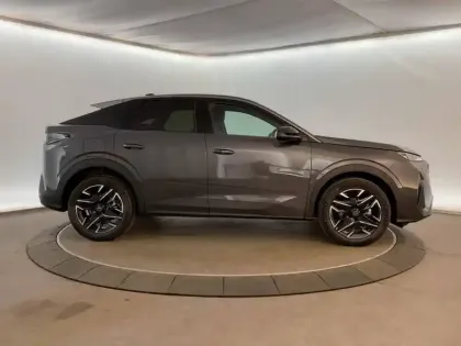 Photo 38 Peugeot 3008  Hybrid 145 e-DCS6