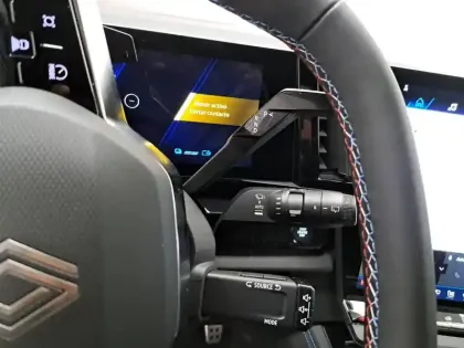 Photo 34 Renault Espace  E-Tech full hybrid 200 GSR2