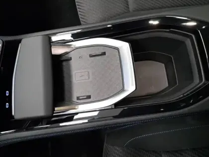 Photo 38 Renault Espace  E-Tech full hybrid 200 GSR2