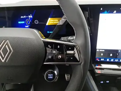 Photo 36 Renault Espace  E-Tech full hybrid 200 GSR2