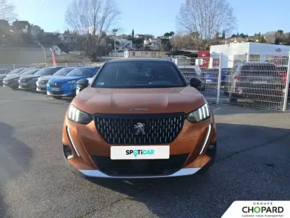 Photo 33 Peugeot 2008  PureTech 130 S&S BVM6