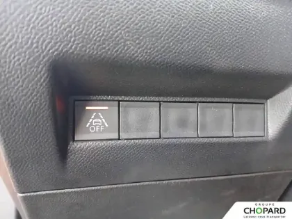 Photo 47 Peugeot 2008  PureTech 130 S&S BVM6