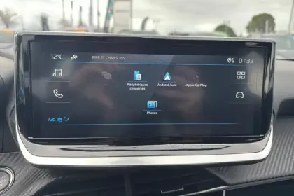 Photo 21 Peugeot 208  PureTech 100 S&S BVM6