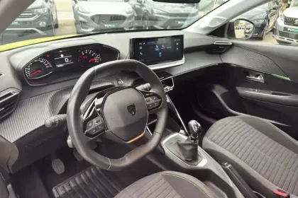 Photo 15 Peugeot 208  PureTech 100 S&S BVM6