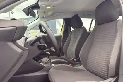 Photo 69 Peugeot 208  PureTech 100 S&S BVM6