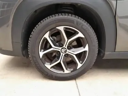 Photo 27 Citroën C3 Aircross  PureTech 110 S&S BVM6