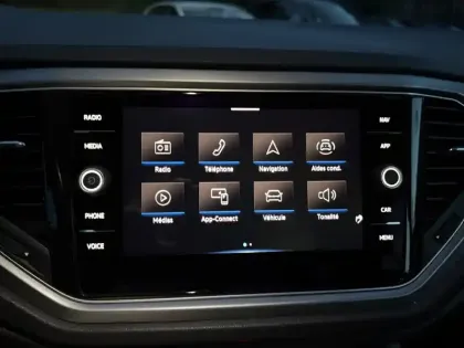 Photo 20 Volkswagen T-roc  1.0 TSI 110 Start/Stop BVM6