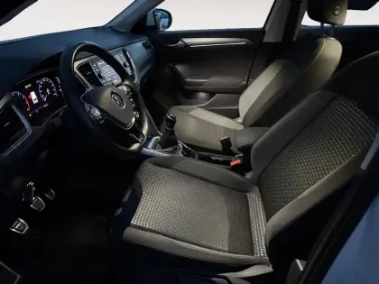 Photo 9 Volkswagen T-roc  1.0 TSI 110 Start/Stop BVM6